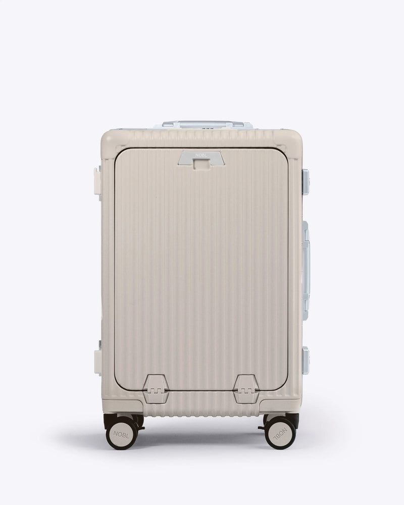 Carry-On: All-in-One 19"