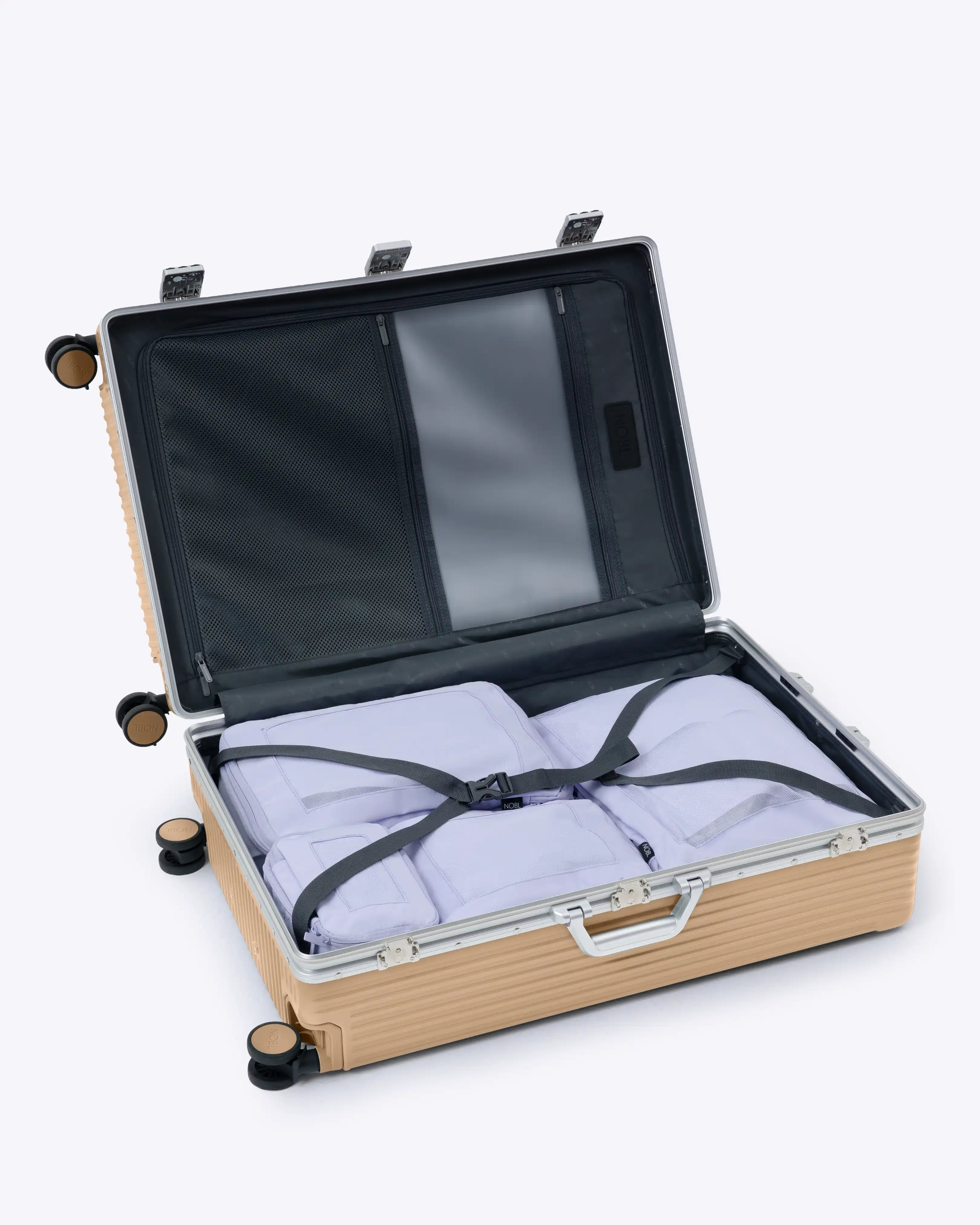 Check-In: All-In-One 28"