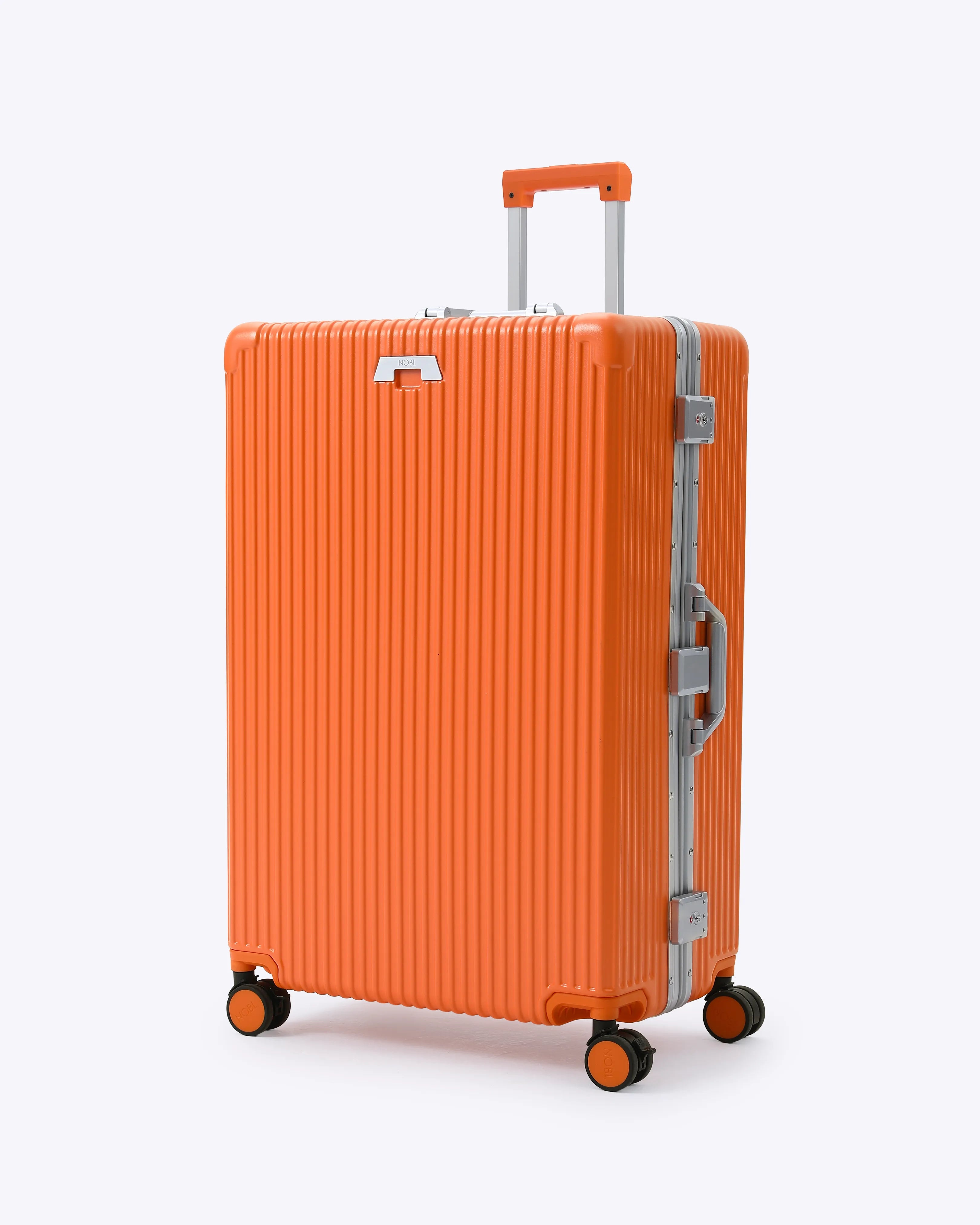 Check-In: All-In-One 28"