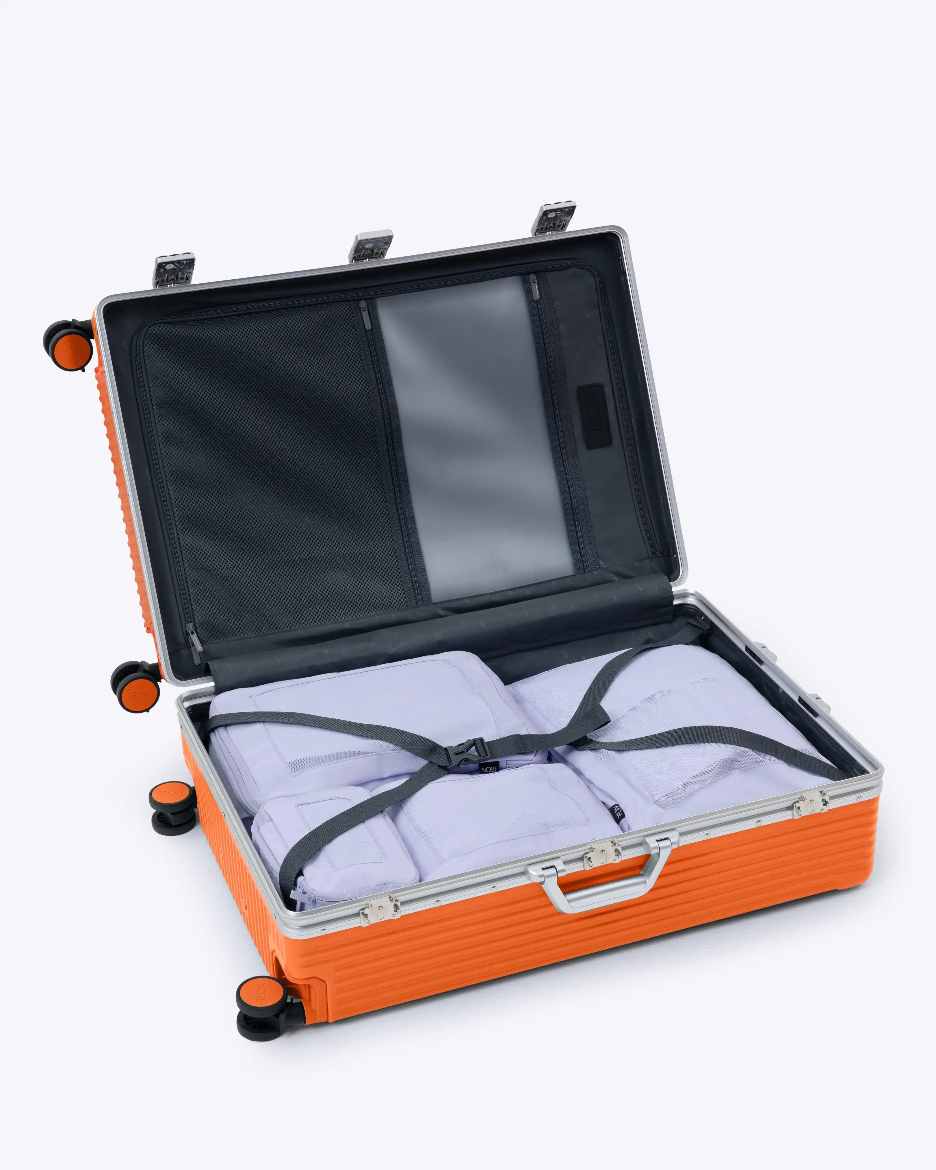 Check-In: All-In-One 28"