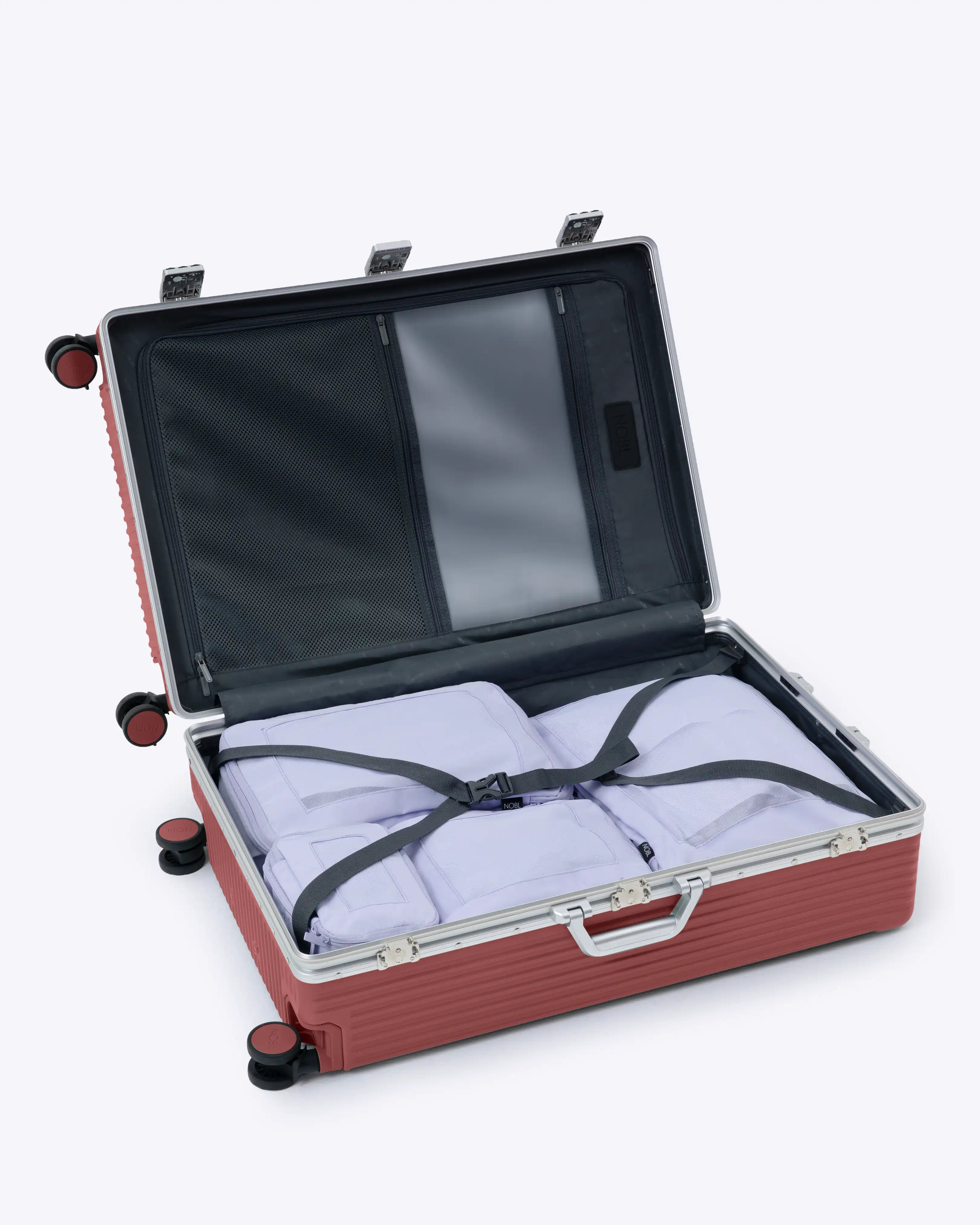 Check-In: All-In-One 28"