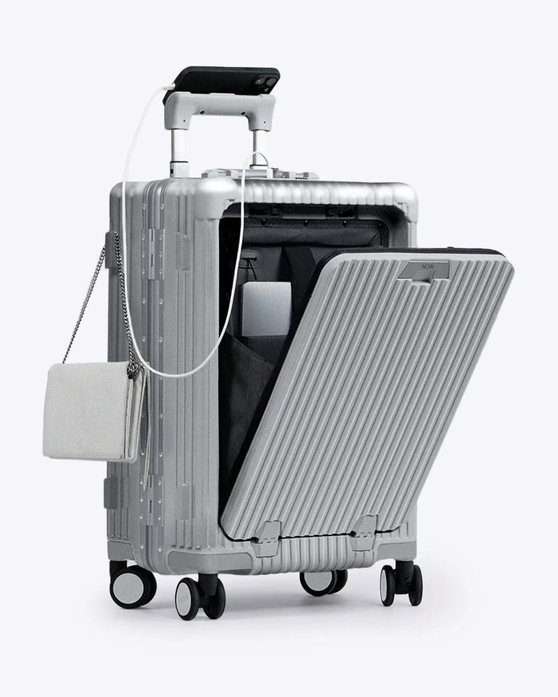 Carry-On: All-in-One 19"