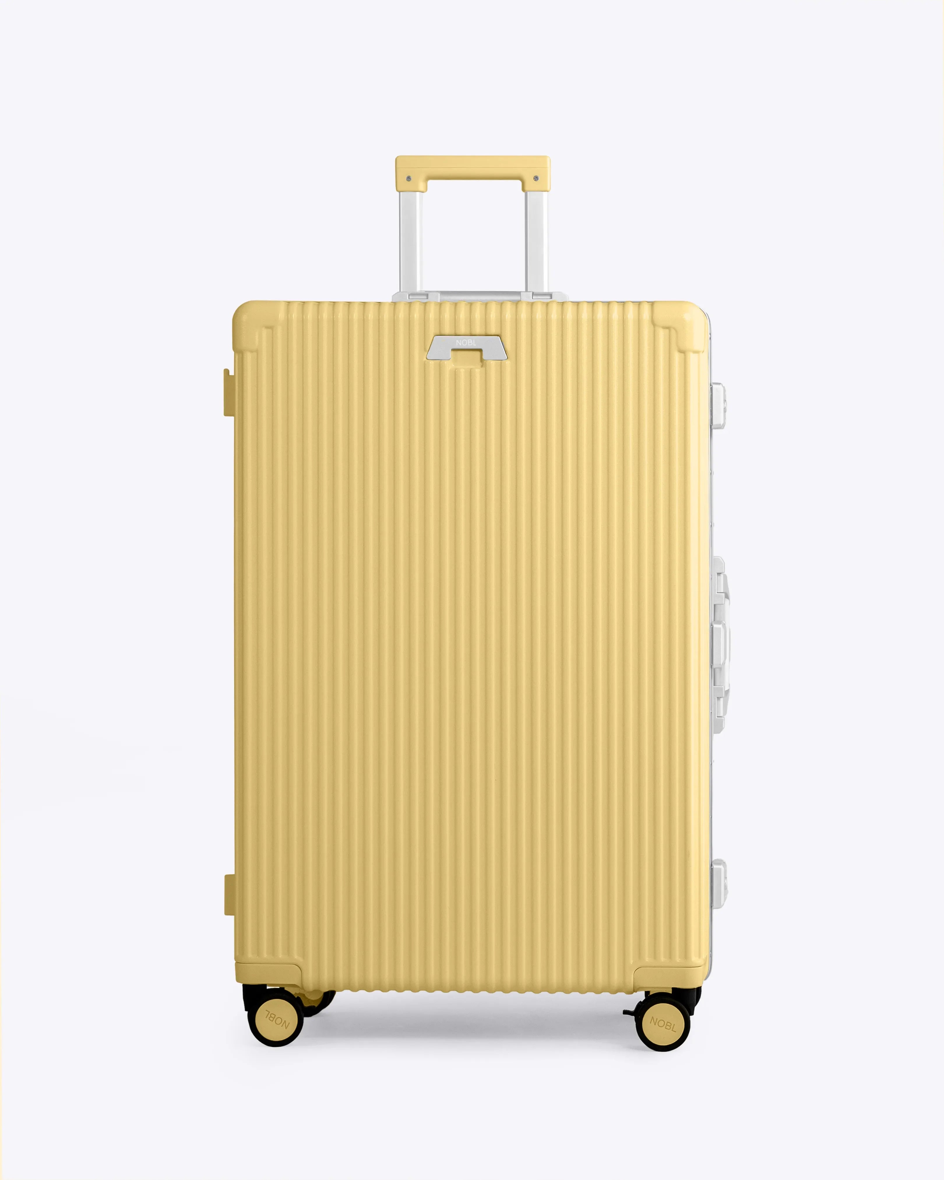 Check-In: All-In-One 28"