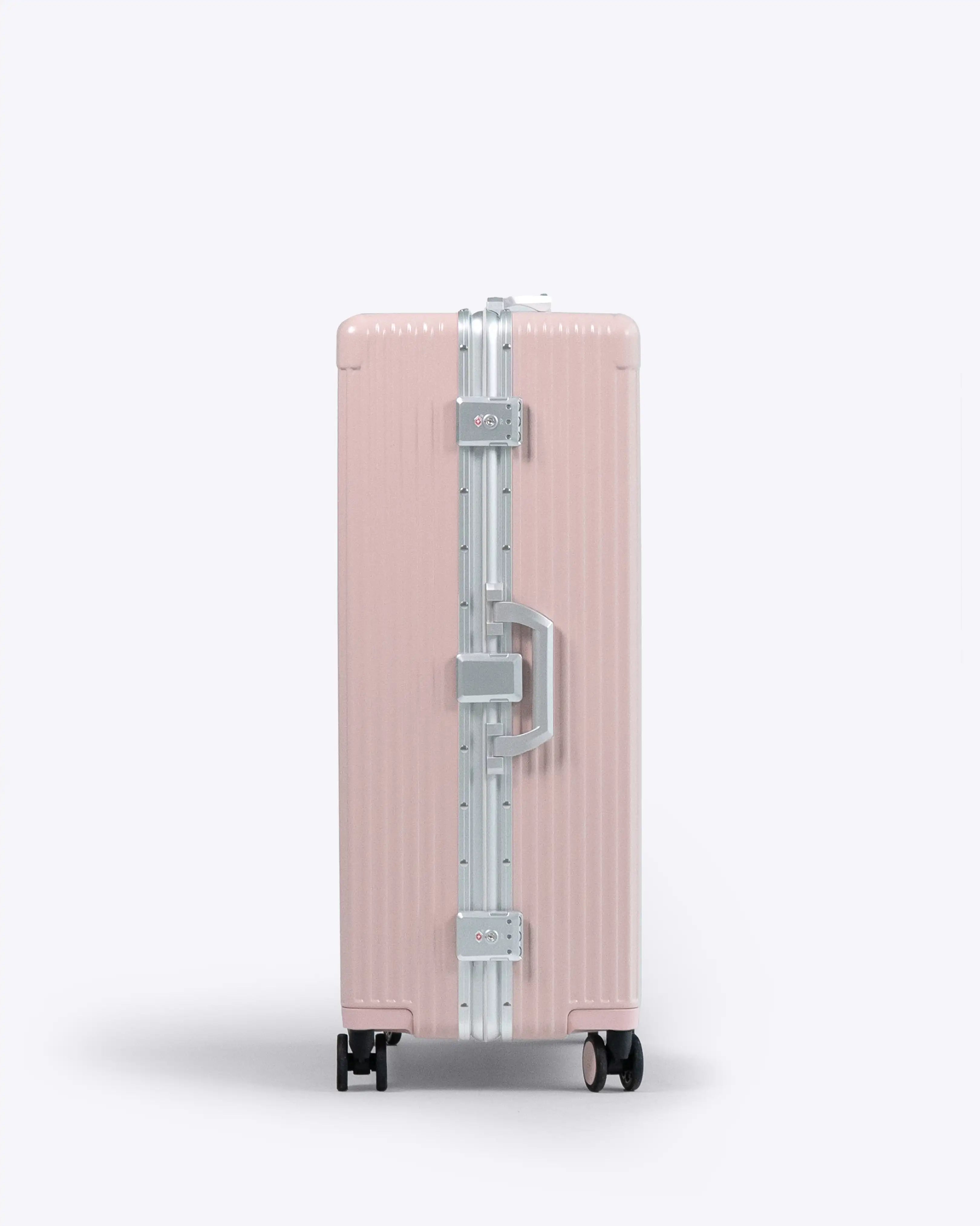 Check-In: All-In-One 28" (Pre-Order)