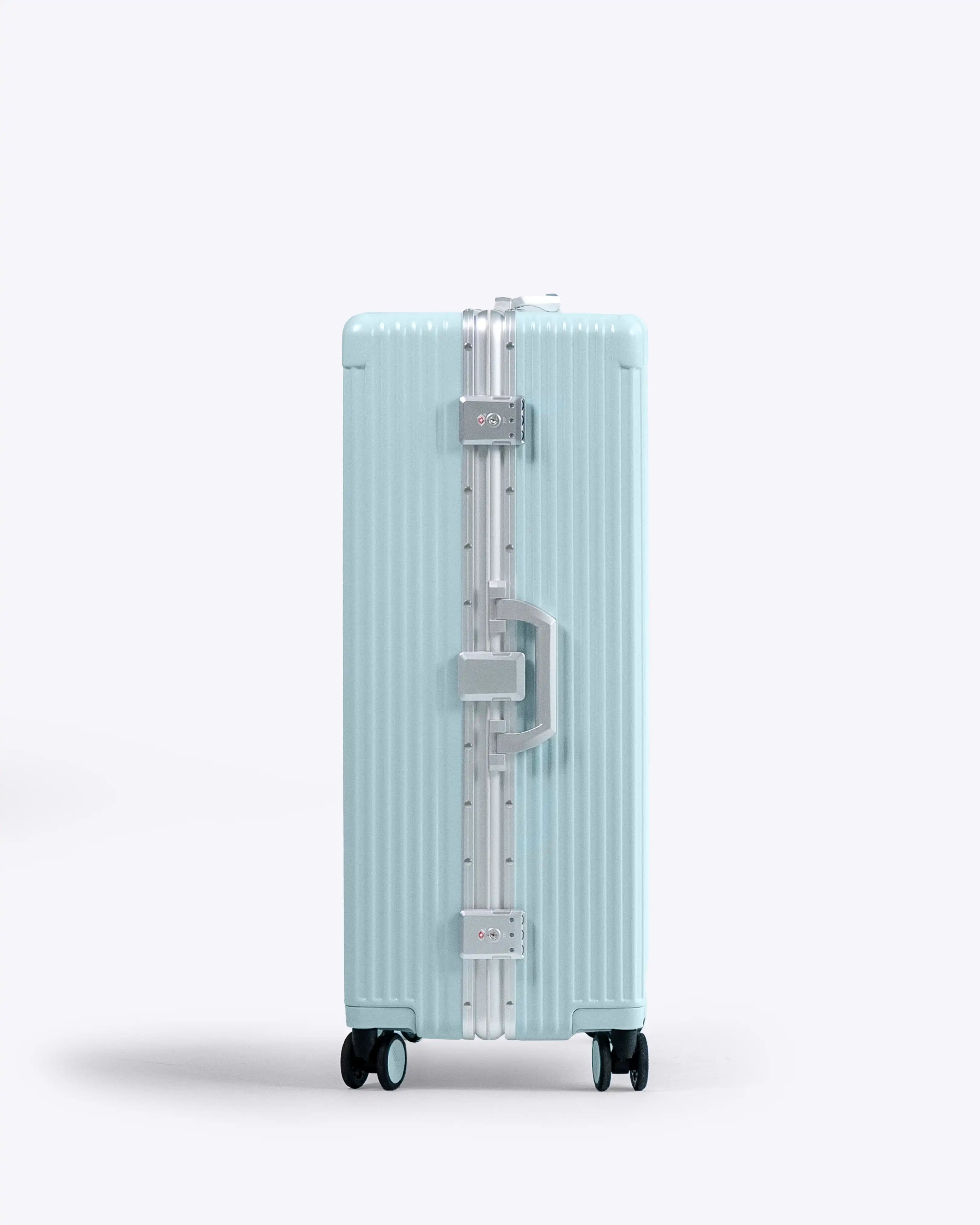 Check-In: All-In-One 28" (Pre-Order)