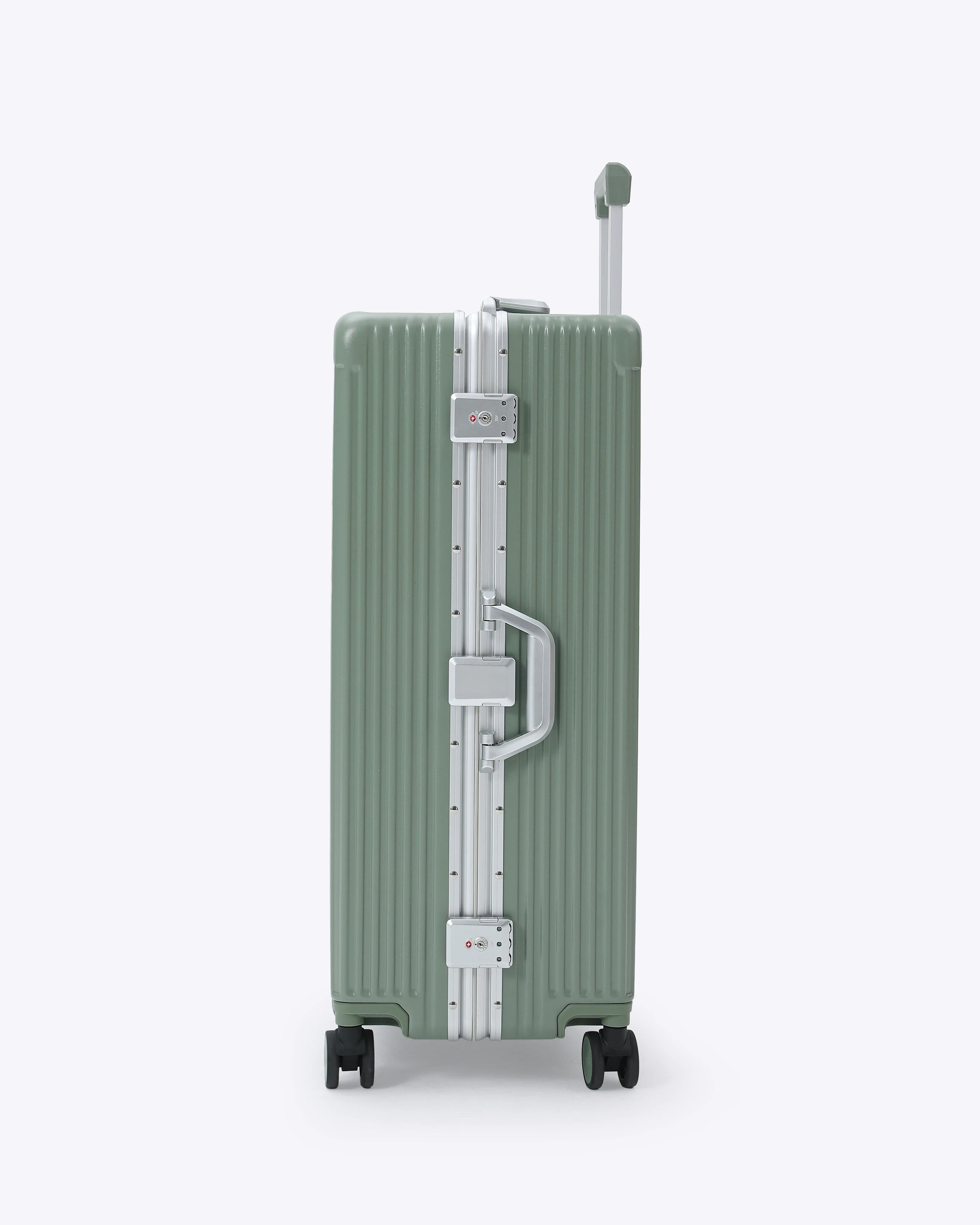 Check-In: All-In-One 28" (Pre-Order)