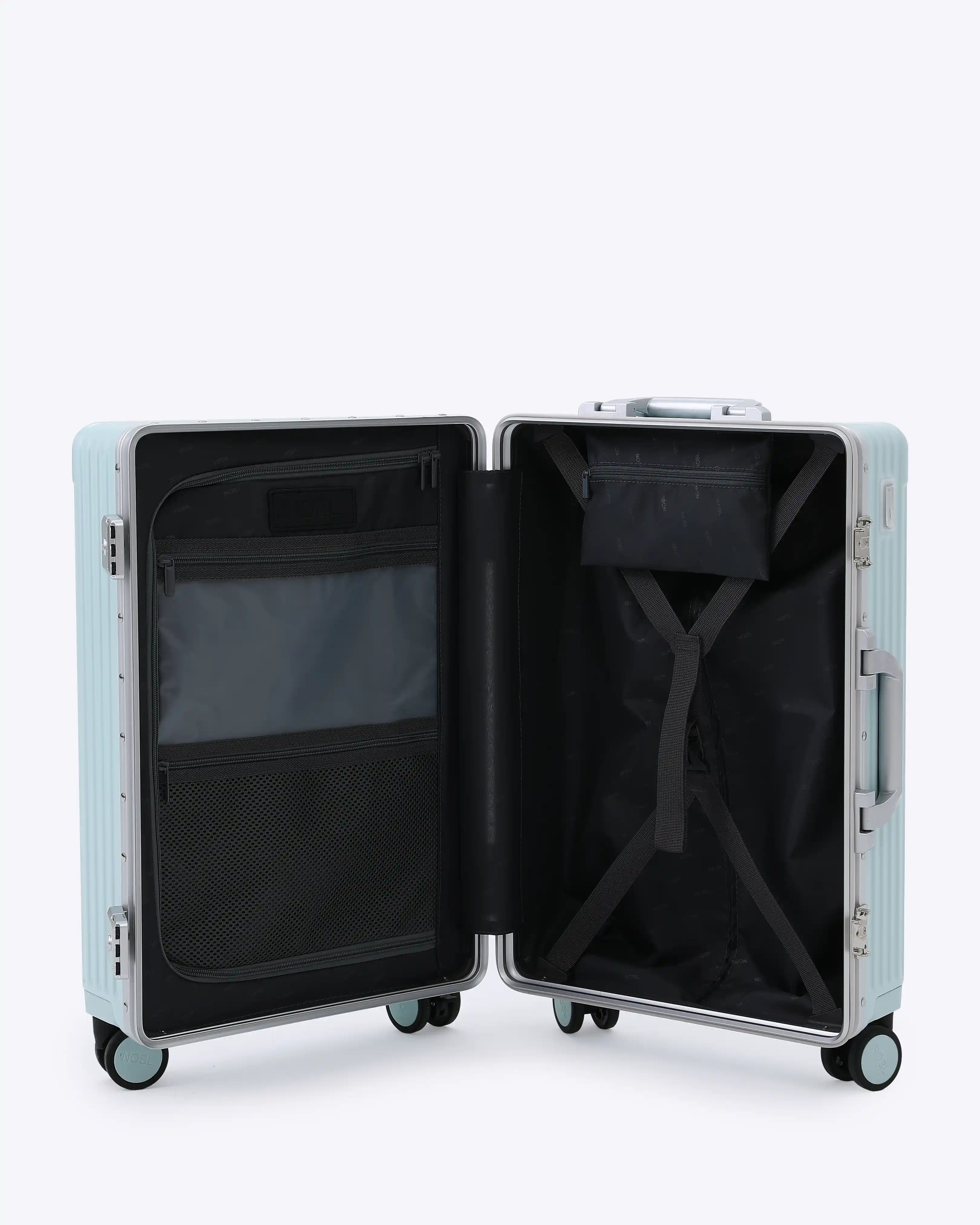 Carry-On: All-In-One Classic