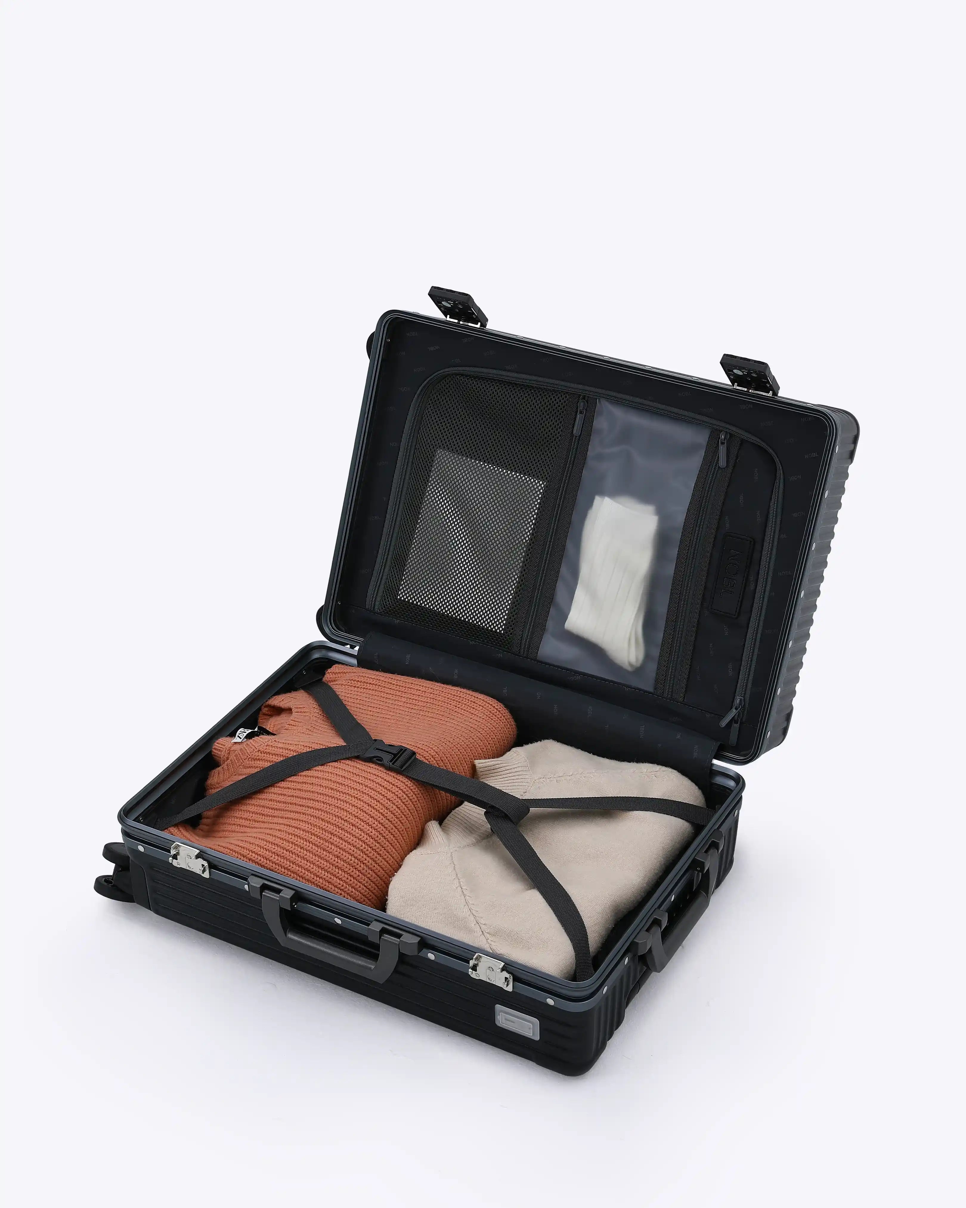 Carry-On: All-In-One Classic